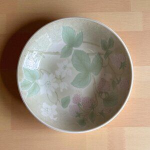 VTG Japanese Porcelain Bowls Set of 4 Floral Berry Wash Pastel 8" Marked